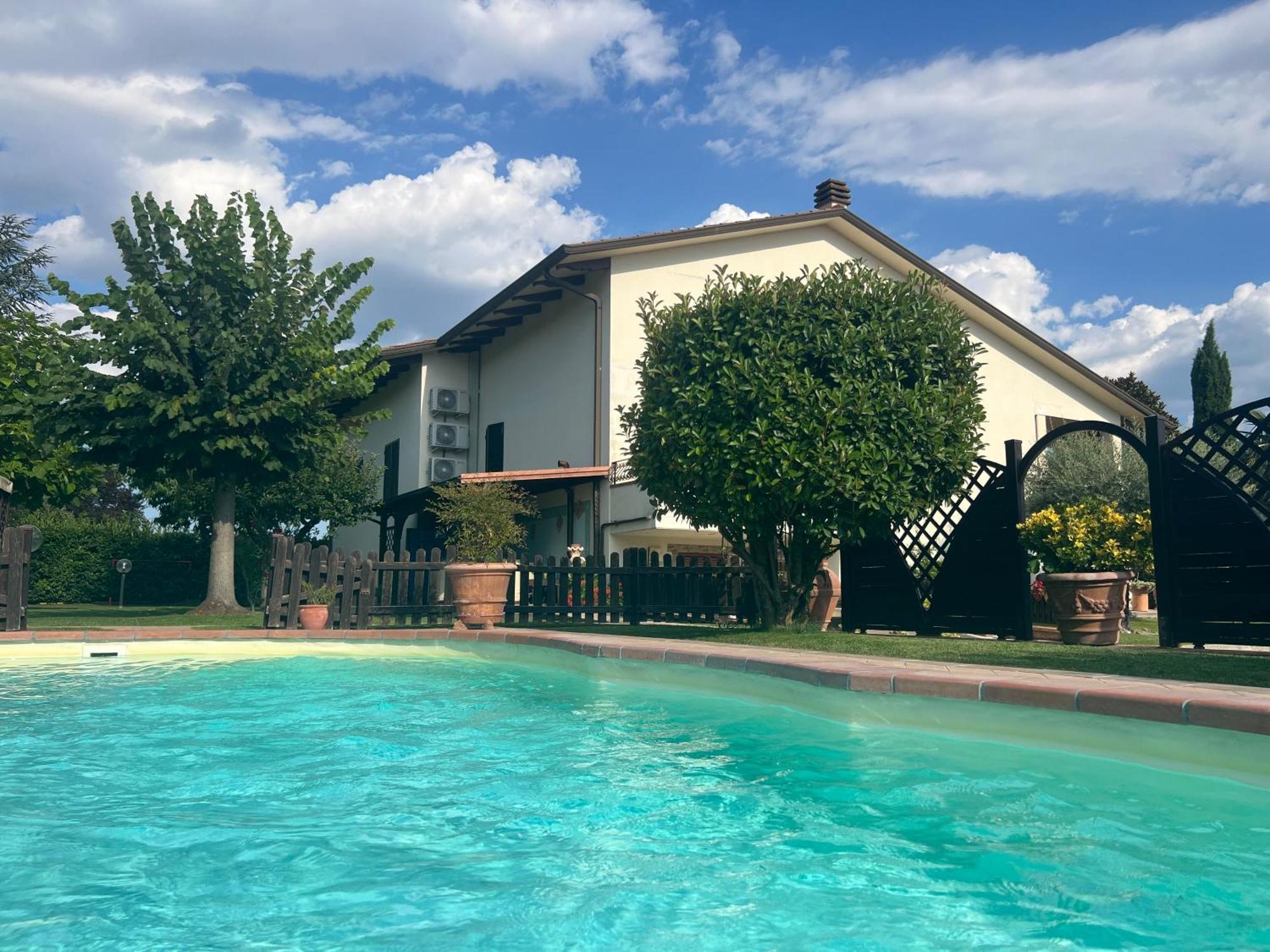 Relaxhomeholiday Panicale Eksteriør billede
